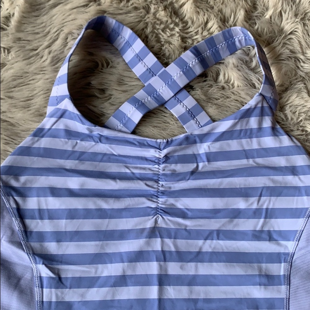 COPY - Lululemon tank